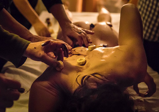 Theater Anu "Invisible touch1"